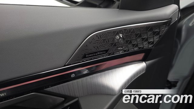 BMW 5-Series 2026 — photo 30