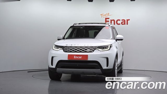 Land Rover Discovery 2022 — photo 3