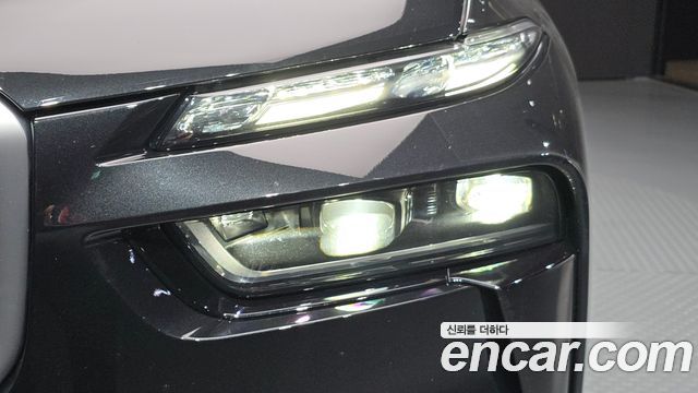 BMW X7 2026 — photo 8