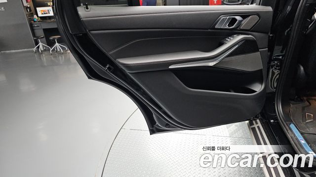 BMW X7 2026 — photo 15