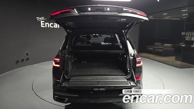 BMW X7 2026 — photo 37