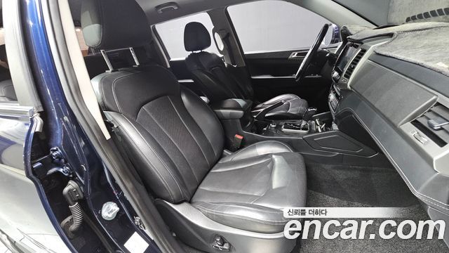 KG Mobility Rexton 2018 — photo 11