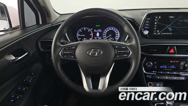 Hyundai Santafe 2019 — photo 21