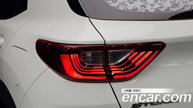 Kia Stonic 2018 — photo 9