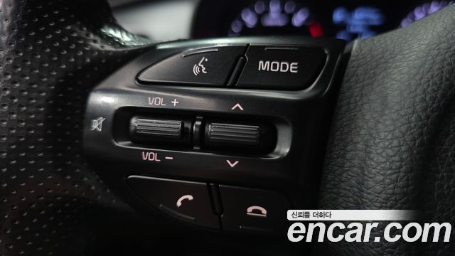 Kia Stonic 2018 — photo 29