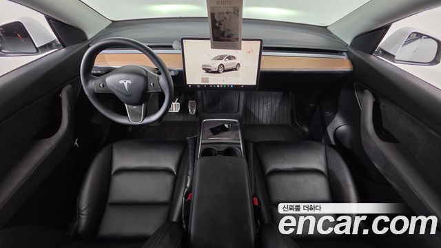Tesla Model Y 2022 — photo 10