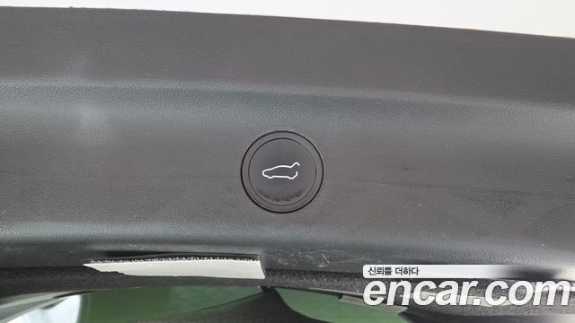 Tesla Model Y 2022 — photo 24