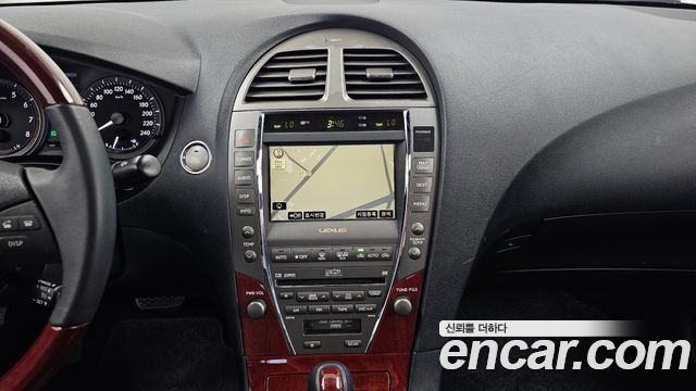 Lexus ES 2009 — photo 16
