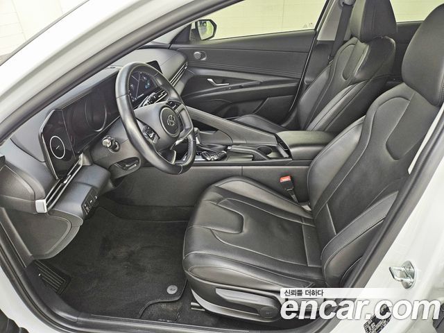 Hyundai AVANTE 2021 — photo 10