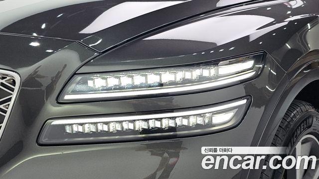 Genesis GV80 2025 — photo 8