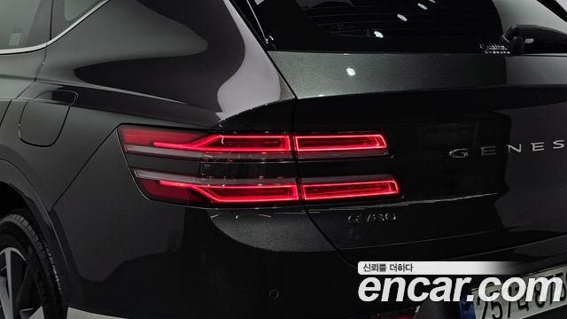 Genesis GV80 2025 — photo 9