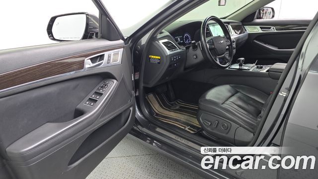 Genesis G80 2018 — photo 13