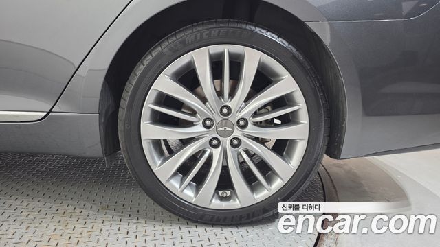Genesis G80 2018 — photo 7