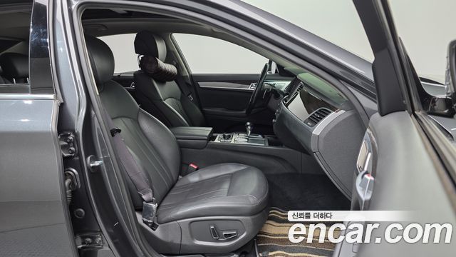 Genesis G80 2018 — photo 16