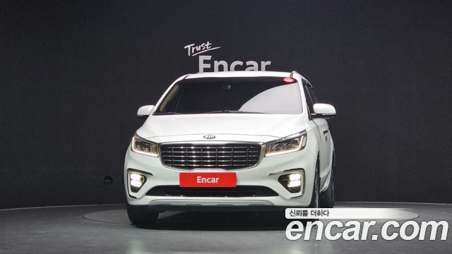 Kia Canival 2019 — photo 3