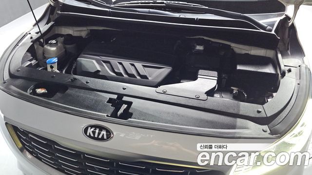 Kia Canival 2019 — photo 6