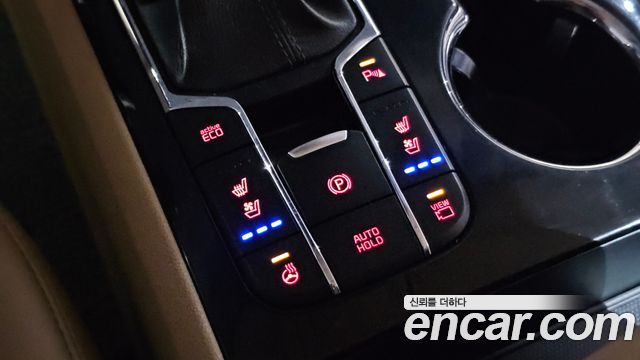 Kia Canival 2019 — photo 23