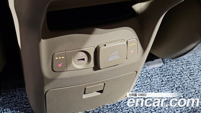 Kia Canival 2019 — photo 24