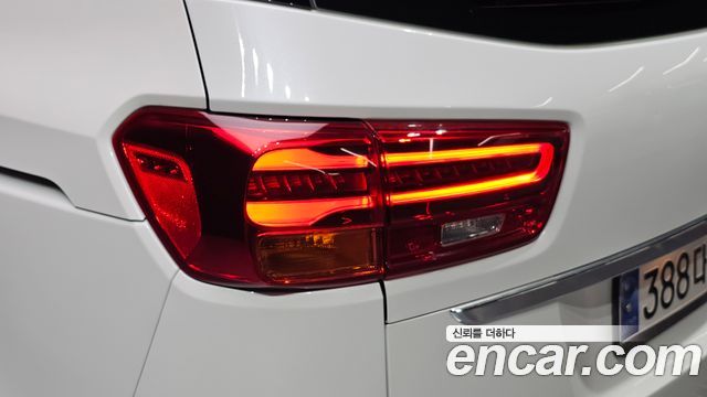 Kia Canival 2019 — photo 9