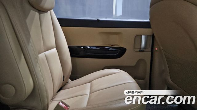 Kia Canival 2019 — photo 15