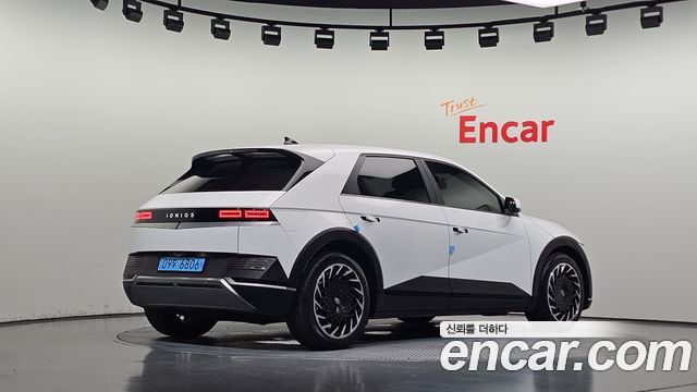 Hyundai Ioniq5 2023 — photo 2