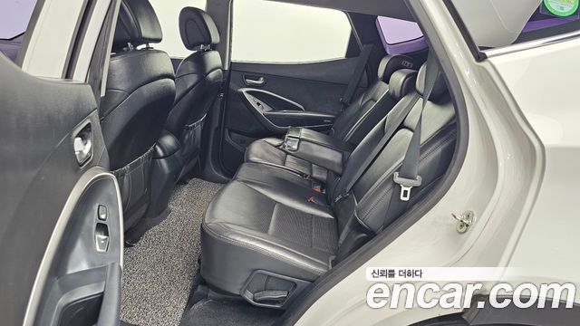 Hyundai Santafe 2016 — photo 11