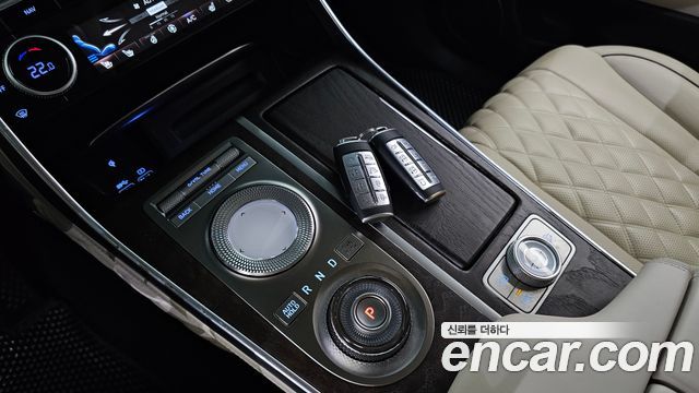 Genesis GV80 2022 — photo 12
