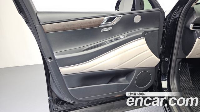 Genesis GV80 2022 — photo 14
