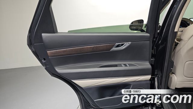 Genesis GV80 2022 — photo 15