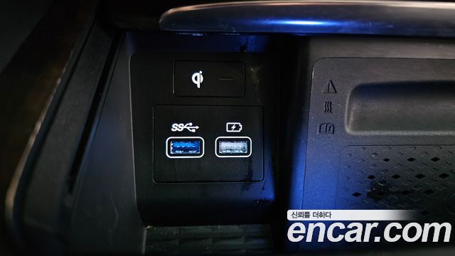 Genesis GV80 2022 — photo 30