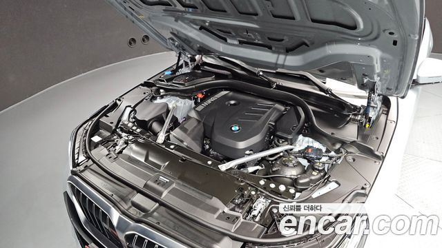 BMW 5-Series 2026 — photo 6