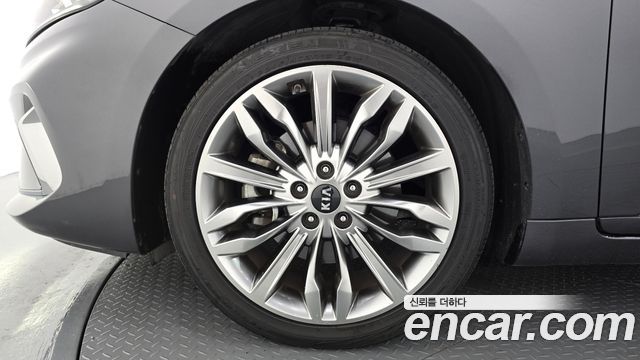 Kia K7 2020 — photo 5