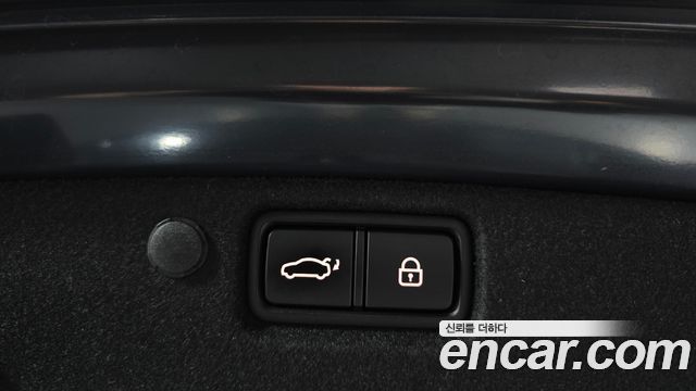 Kia K7 2020 — photo 23