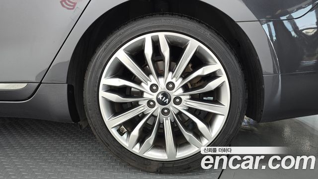 Kia K7 2020 — photo 7