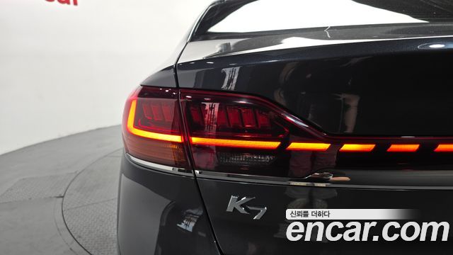 Kia K7 2020 — photo 9