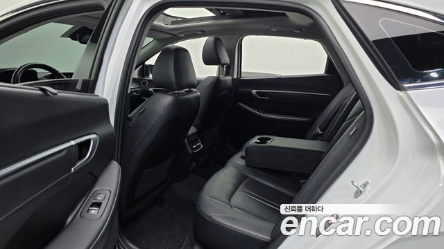 Hyundai Sonata 2020 — photo 18
