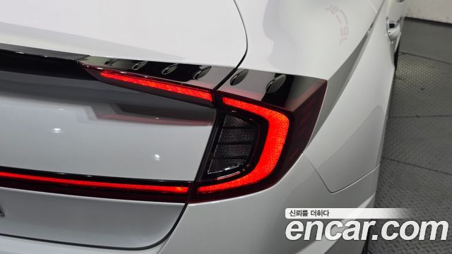 Hyundai Sonata 2020 — photo 9