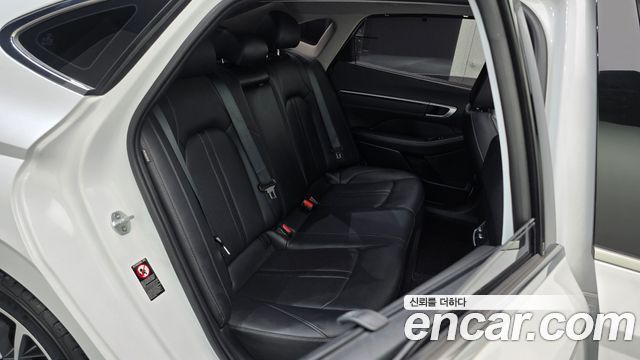 Hyundai Sonata 2020 — photo 16