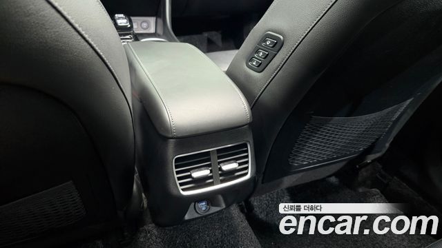 Hyundai Sonata 2020 — photo 32