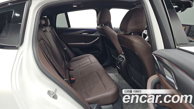 BMW X4 2023 — photo 18