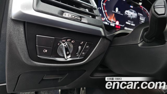 BMW X4 2023 — photo 26