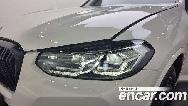 BMW X4 2023 — photo 8