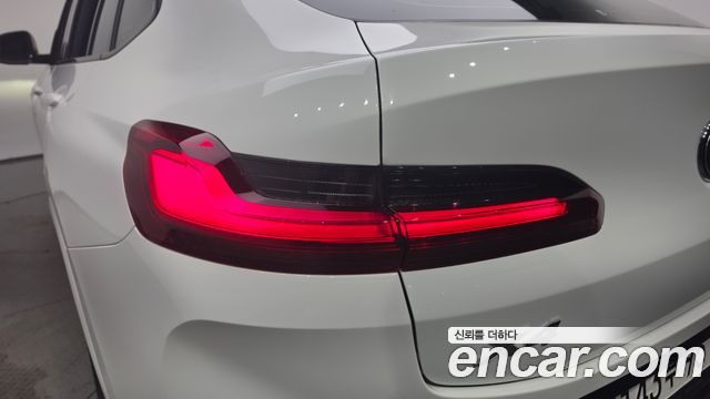 BMW X4 2023 — photo 9