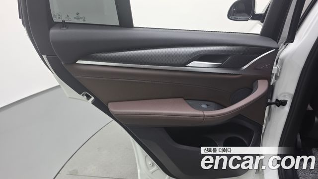 BMW X4 2023 — photo 15