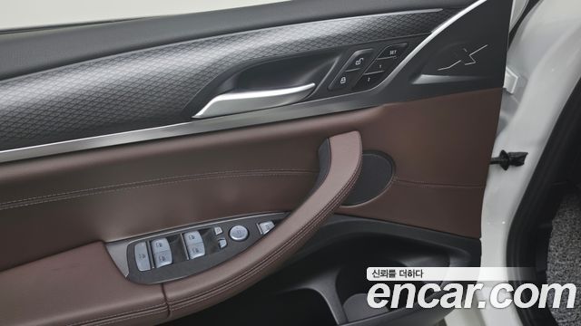 BMW X4 2023 — photo 29