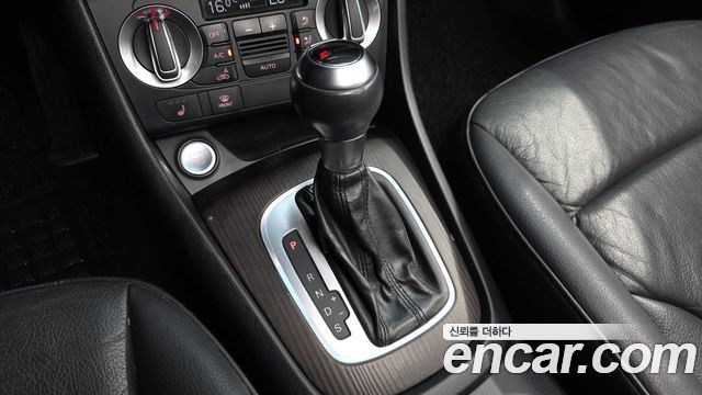 Audi Q3 2015 — photo 9
