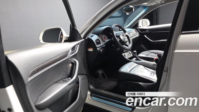 Audi Q3 2015 — photo 10