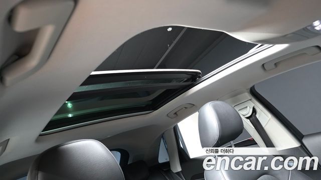 Audi Q3 2015 — photo 17