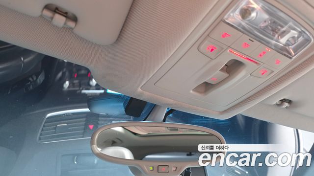 Audi Q3 2015 — photo 19