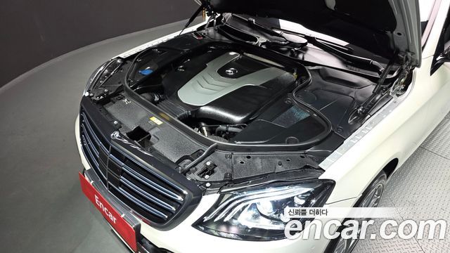 Mercedes-Benz S-Class 2016 — photo 6